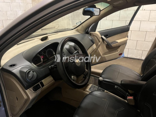 Chevrolet Aveo 2018 Gray Automatic Used for Sale in Nasr city - 4