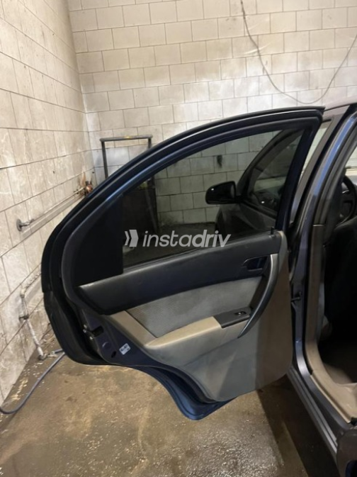 Chevrolet Aveo 2018 Gray Automatic Used for Sale in Nasr city - 8