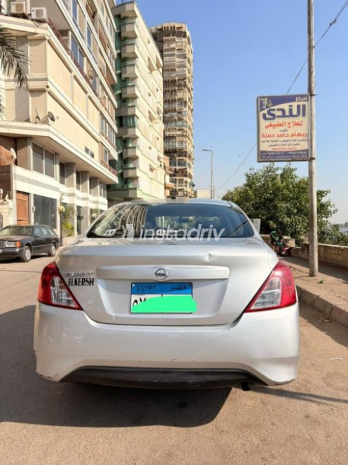 Nissan Sunny 2023 Silver Manual Used for Sale in Cairo - 10