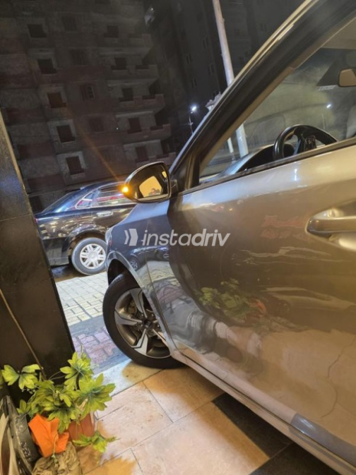 Kia Cerato 2019 Gray Automatic Used for Sale in Alexandria - 3