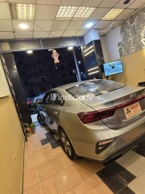 Kia Cerato 2019 Gray Automatic Used for Sale in Alexandria - 9