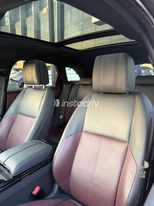 Land Rover Velar 2024 Gray Automatic Used for Sale in Cairo - 8