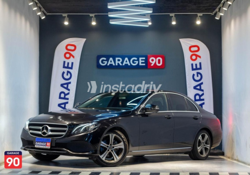 Mercedes E 180 2019 Black Automatic Used for Sale in Cairo - 2