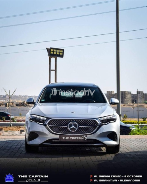 Mercedes E 200 2025 Silver Automatic Used for Sale in Sheikh Zayed City - 1