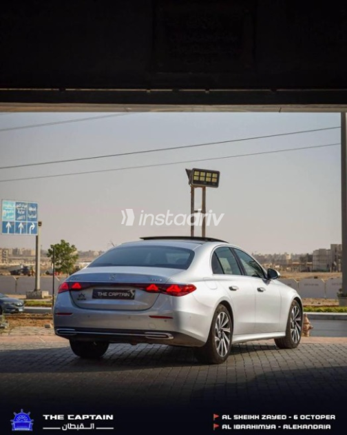 Mercedes E 200 2025 Silver Automatic Used for Sale in Sheikh Zayed City - 8