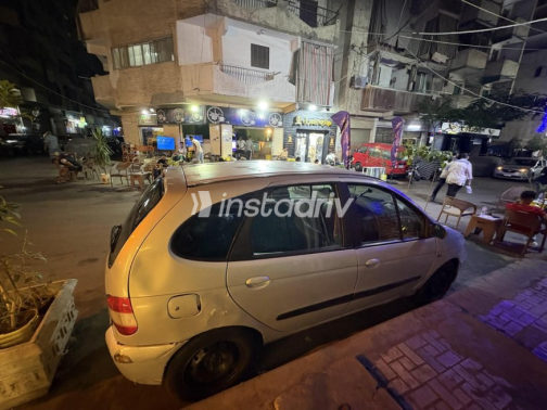 رينو سينيك 2002 فضي أوتوماتيك مستعملة للبيع في الإسكندرية - 8