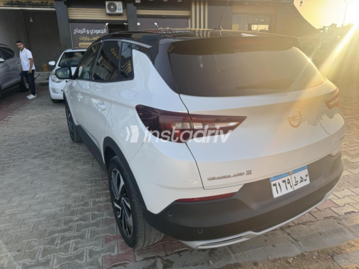 Opel Grandland 2020 White Automatic Used for Sale in Alexandria - 5