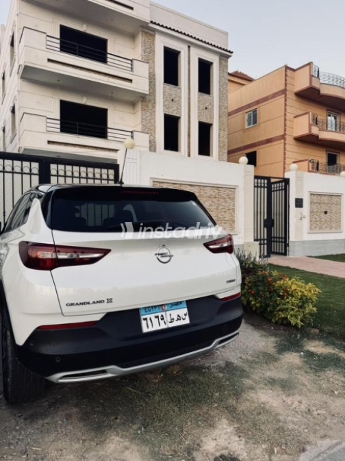 Opel Grandland 2020 White Automatic Used for Sale in Alexandria - 6