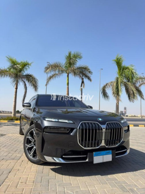 BMW 740 2025 Gray Automatic Used for Sale in Cairo - 1