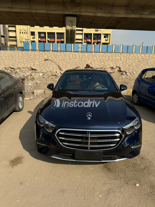 مرسيدس E 300 2025 أبيض أوتوماتيك مستعملة للبيع في القاهرة الكبرى ( القاهرة - الجيزة) - 1