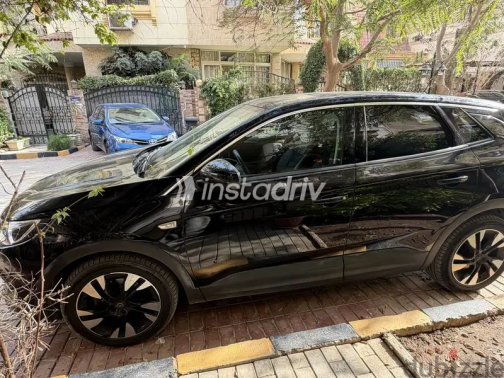 Opel Grandland 2018 Black Automatic Used for Sale in Greater Cairo ( Cairo + Giza) - 7