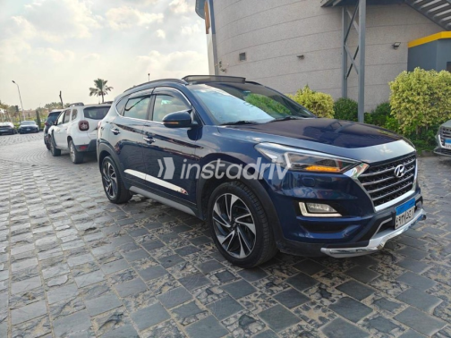 Hyundai Tucson GDI 2019 Dark Blue Automatic Used for Sale in Greater Cairo ( Cairo + Giza) - 3