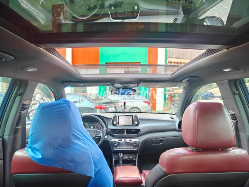 Hyundai Tucson GDI 2019 Dark Blue Automatic Used for Sale in Greater Cairo ( Cairo + Giza) - 4