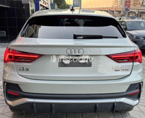 Audi Q3 2022 Gray Automatic Used for Sale in Mohandessin - 6