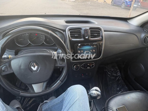 Renault Logan 2015 Dark Red Automatic Used for Sale in Suez  - 6