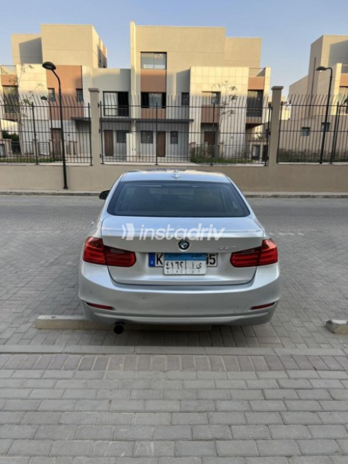 BMW 320 2013 Silver Automatic Used for Sale in Cairo - 4