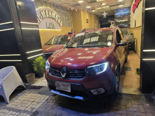 رينو سانديرو  ( ستيب  واى ) 2019 أحمر غامق أوتوماتيك مستعملة للبيع في الإسكندرية