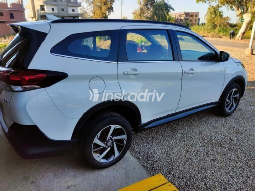 Toyota Rush 2020 White Automatic Used for Sale in El Minya - 3