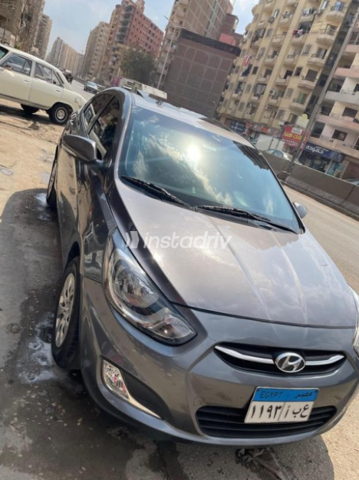 Hyundai Accent 2017 Silver Automatic Used for Sale in Tanta - 2