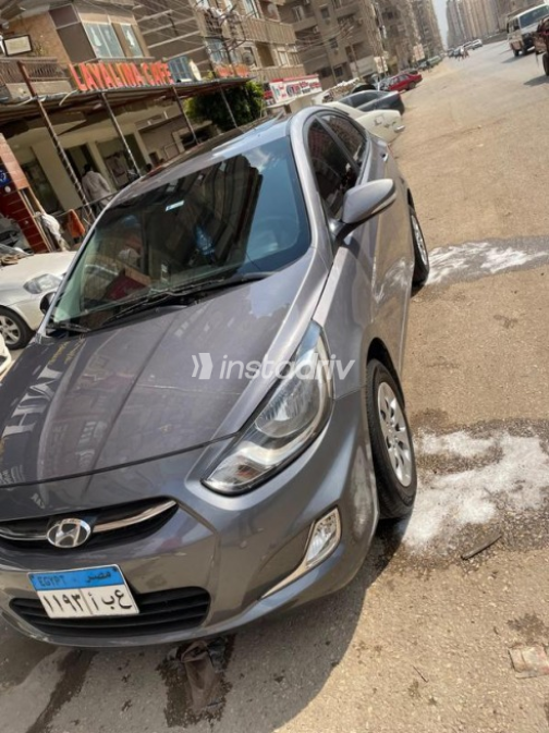 Hyundai Accent 2017 Silver Automatic Used for Sale in Tanta - 3