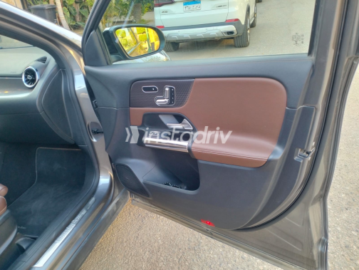 Mercedes GLA 200 2021 Gray Automatic Used for Sale in Greater Cairo ( Cairo + Giza) - 2