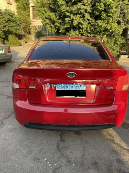 Kia Cerato 2013 White Automatic Used for Sale in Cairo - 4