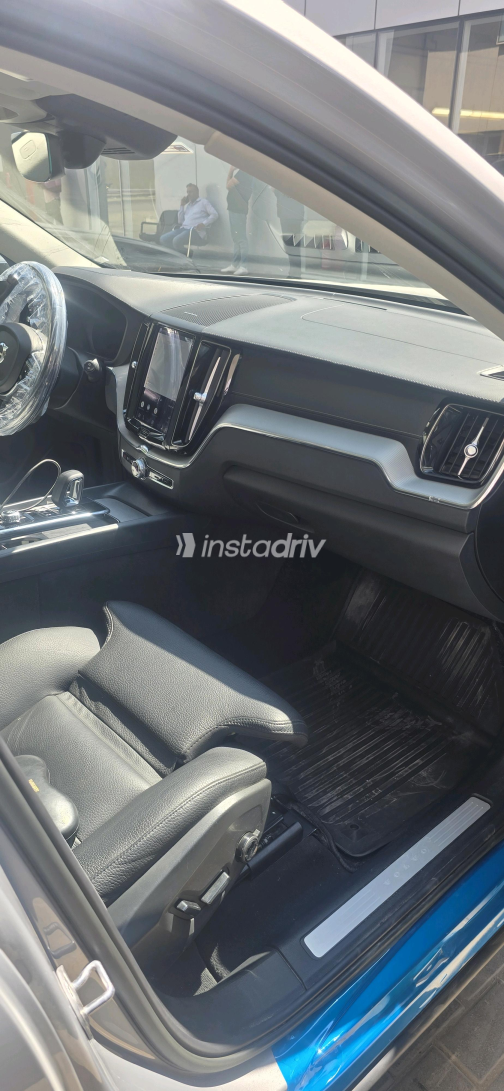 فولفو XC60 2023 فضي أوتوماتيك مستعملة للبيع في القاهرة الكبرى ( القاهرة - الجيزة) - 6