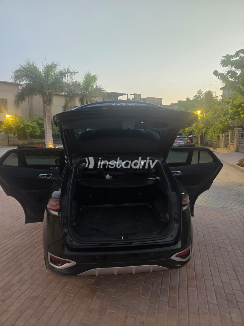 Kia Sportage 2022 Black Automatic Used for Sale in Greater Cairo ( Cairo + Giza) - 4