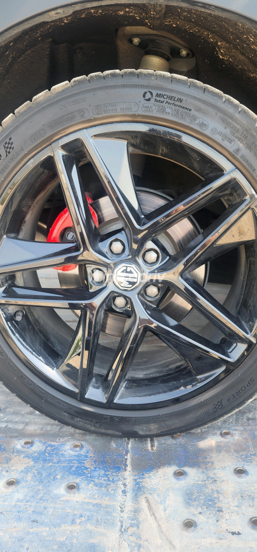 MG RX5 Plus 2024 Black Automatic Used for Sale in Greater Cairo ( Cairo + Giza) - 6