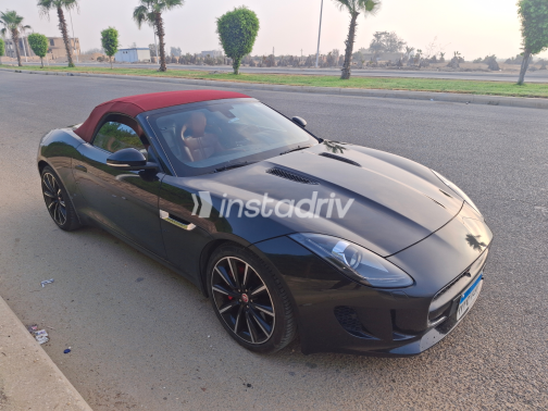 Jaguar F-Type 2017 Black Automatic Used for Sale in Greater Cairo ( Cairo + Giza) - 4