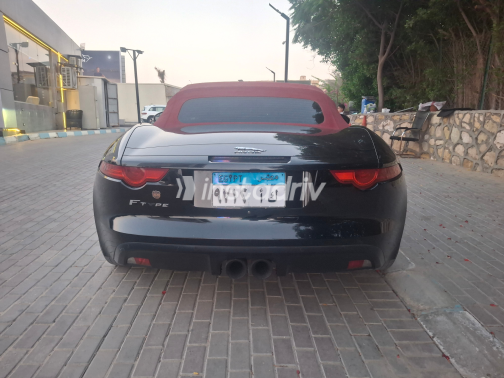 Jaguar F-Type 2017 Black Automatic Used for Sale in Greater Cairo ( Cairo + Giza) - 7