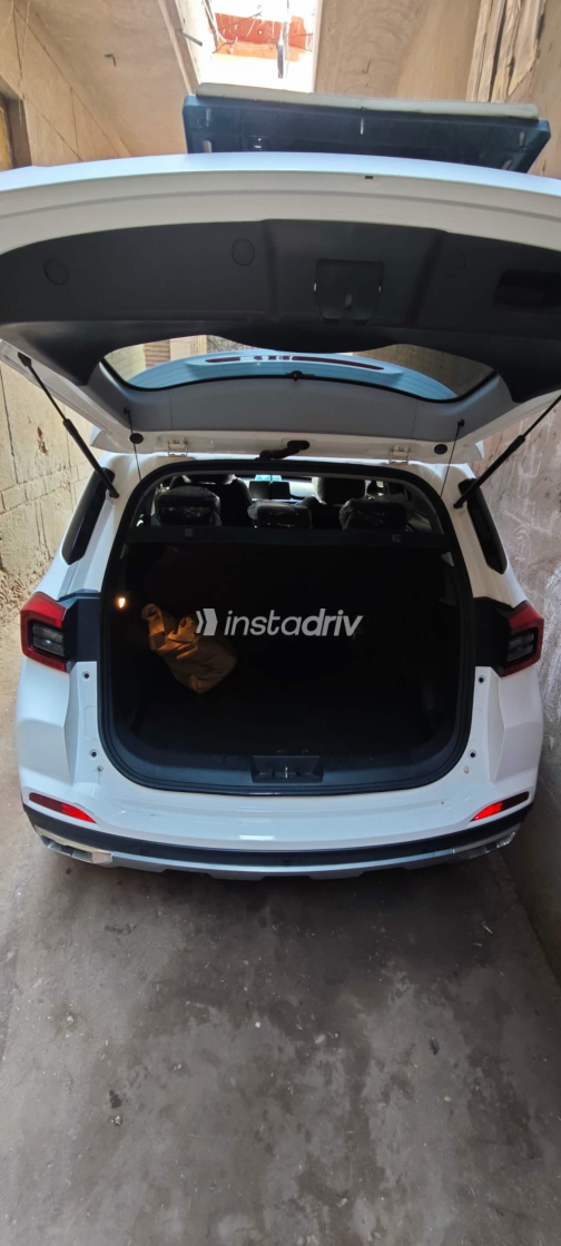 Chery Tiggo 4 Pro 2025 White CVT Used for Sale in Greater Cairo ( Cairo + Giza) - 2