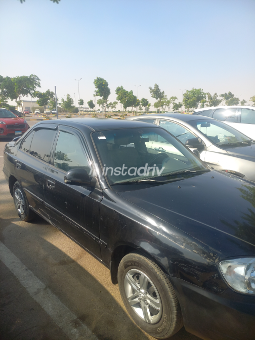 Hyundai Verna 2016 Black Manual Used for Sale in Greater Cairo ( Cairo + Giza) - 2