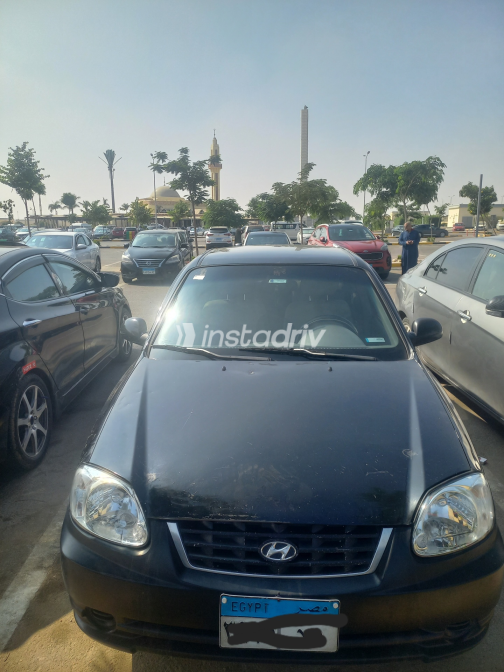Hyundai Verna 2016 Black Manual Used for Sale in Greater Cairo ( Cairo + Giza) - 8