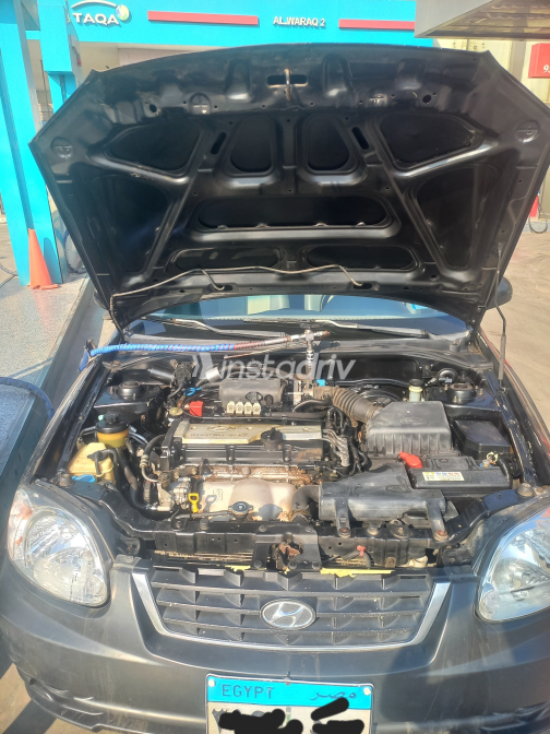 Hyundai Verna 2016 Black Manual Used for Sale in Greater Cairo ( Cairo + Giza) - 9