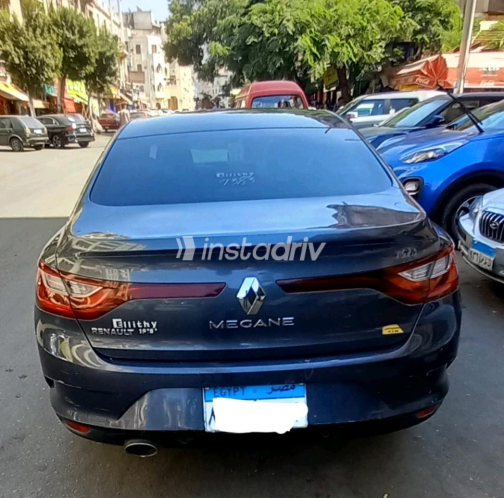 Renault Megane 2021 Gray CVT Used for Sale in Greater Cairo ( Cairo + Giza) - 1