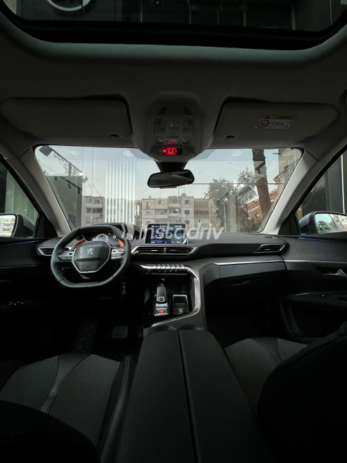 Peugeot 3008 2021 Silver Automatic Used for Sale in Greater Cairo ( Cairo + Giza) - 3