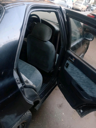 Hyundai Elantra 1994 Black Automatic Used for Sale in Greater Cairo ( Cairo + Giza)