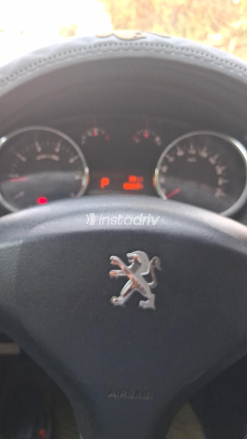 Peugeot 3008 2016 Black Automatic Used for Sale in Greater Cairo ( Cairo + Giza) - 3