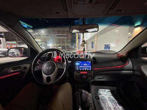 Kia Cerato 2010 Cyan Automatic Used for Sale in Sohag - 4
