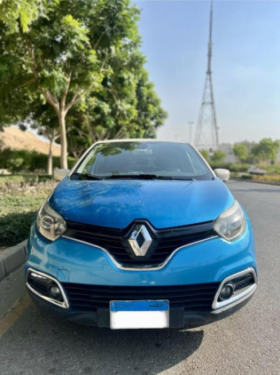 Renault Captur 2017 Cyan Automatic Used for Sale in Cairo
