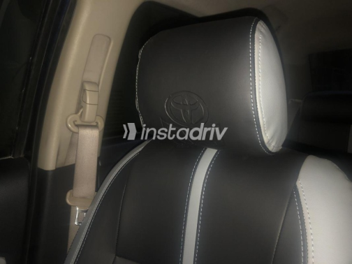 Toyota Yaris 2006 Blue Automatic Used for Sale in Alexandria - 1