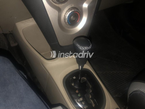 Toyota Yaris 2006 Blue Automatic Used for Sale in Alexandria - 4