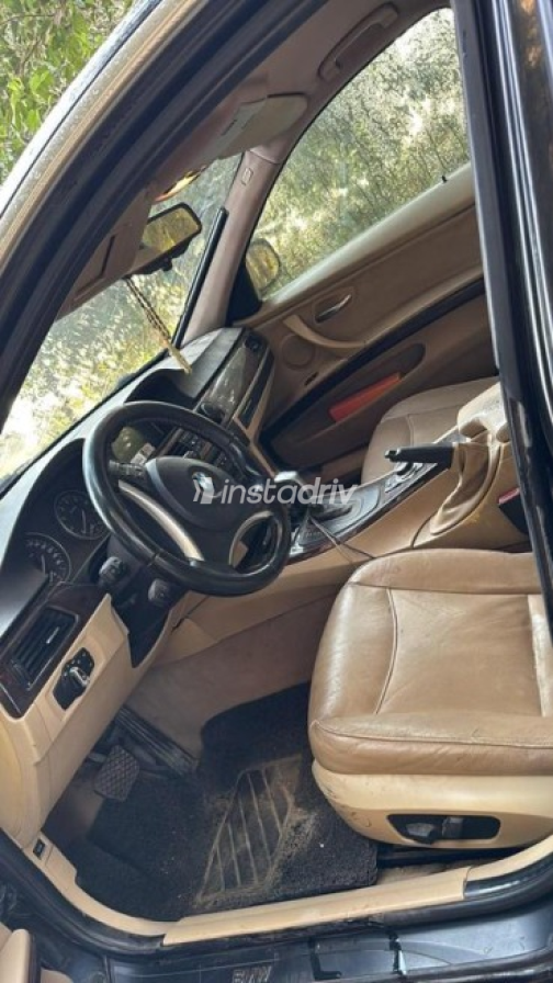 BMW 325 2010 Black Automatic Used for Sale in Damietta - 5