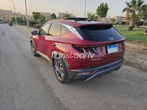 Hyundai Tucson GDI 2021 Dark Red Automatic Used for Sale in Al Shorouk - 3