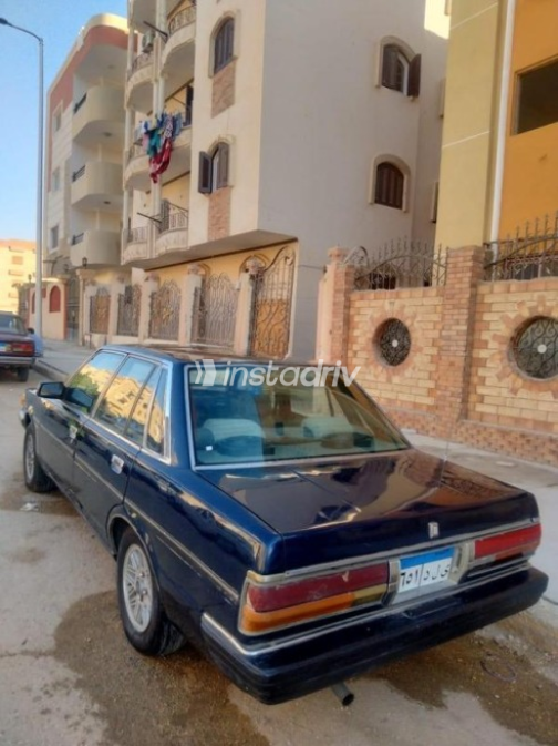 Toyota Cressida 1988 Dark Blue Manual Used for Sale in Asyut - 3