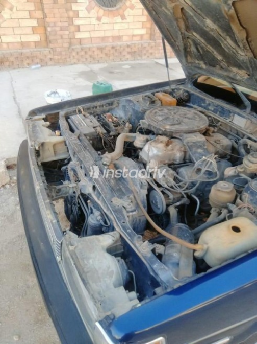 Toyota Cressida 1988 Dark Blue Manual Used for Sale in Asyut - 8