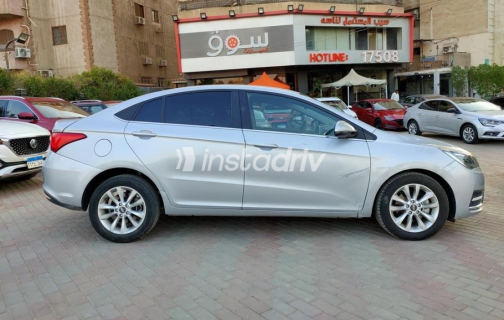 Chery Arrizo 5 2024 Silver Automatic Used for Sale in Maadi - 3
