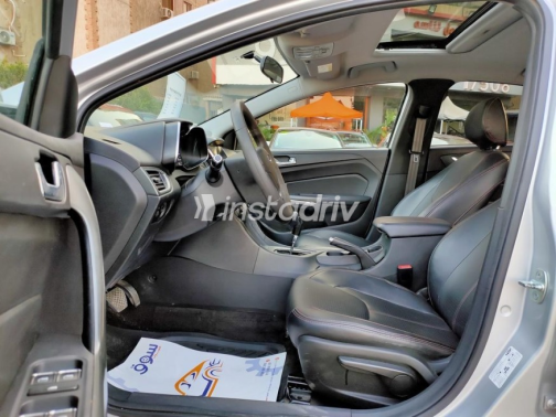 Chery Arrizo 5 2024 Silver Automatic Used for Sale in Maadi - 5