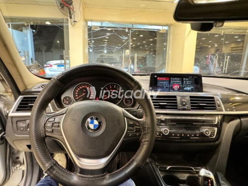BMW 320 2018 Silver Automatic Used for Sale in 6 October - 10